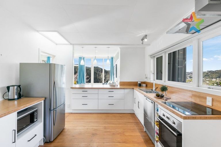 Photo of property in 91 Makara Road, Karori, Wellington, 6012