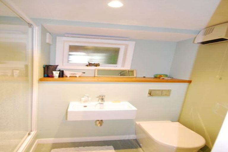 Photo of property in 85 Durham Street, Brooklyn, Wellington, 6021