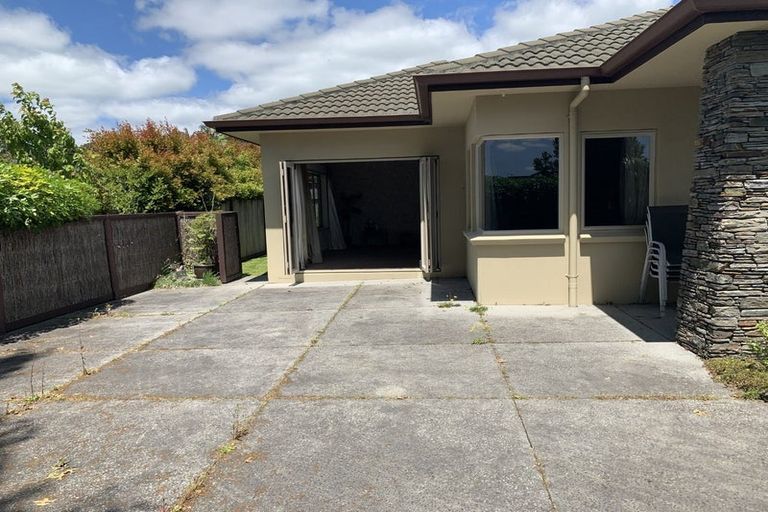Photo of property in 2 Ashgrove Place, Ohauiti, Tauranga, 3112