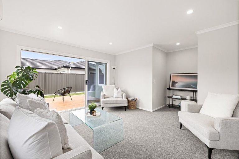 Photo of property in 2/52 Park Road, Greenmeadows, Napier, 4112