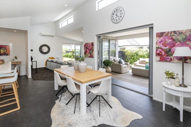 Photo of property in 8 Defender Crescent, Beachlands, Auckland, 2018