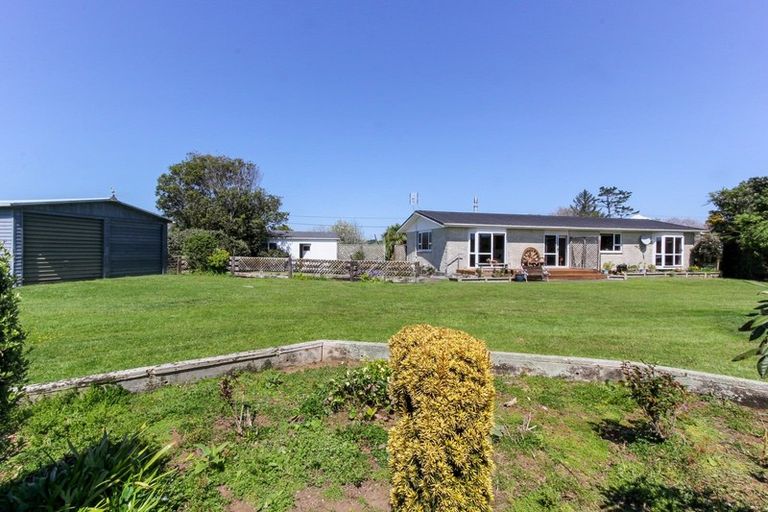 Photo of property in 309 Manutahi Road, Lepperton, New Plymouth, 4372