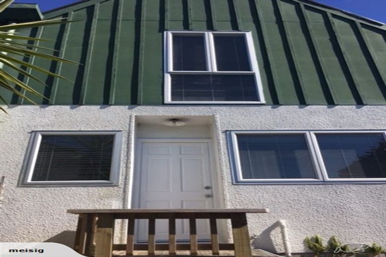 Photo of property in 1/14 Wood Street, Papakura, 2110