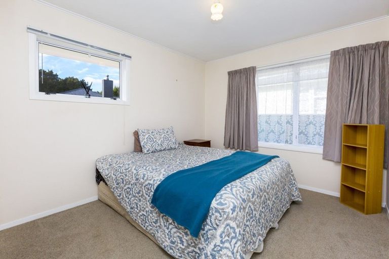 Photo of property in 34 Totara Park Road, Clouston Park, Upper Hutt, 5018