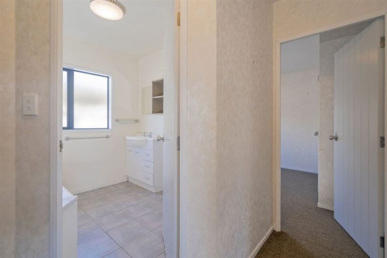 Photo of property in 34 Cholmondeley Crescent, Whitianga, 3510