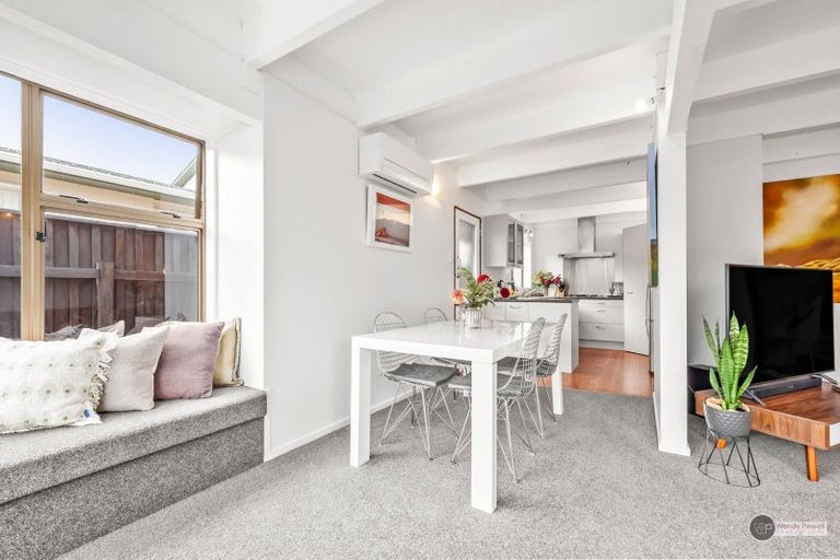 Photo of property in 9 Colin Grove, Hutt Central, Lower Hutt, 5010