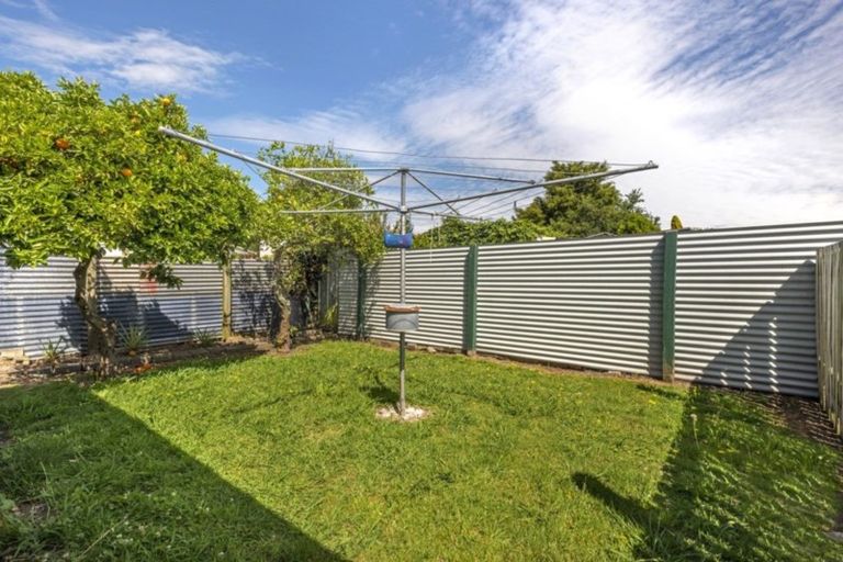 Photo of property in 2/282 Aberdeen Road, Gisborne, 4010