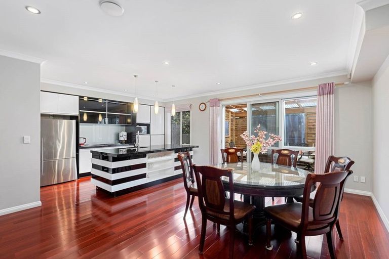 Photo of property in 37a Dominion Street, Takapuna, Auckland, 0622