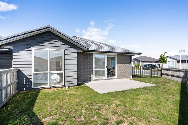 Photo of property in 10 Dunkeld Drive, Papamoa, 3118