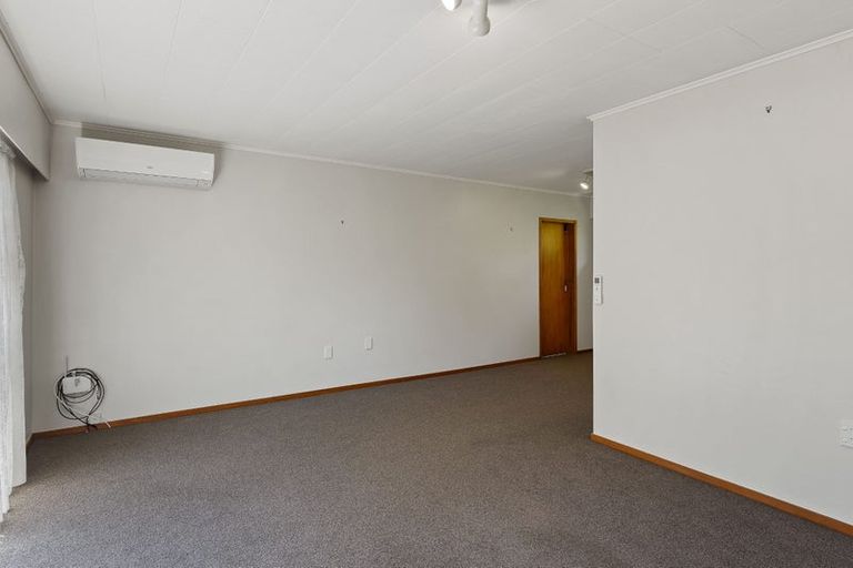 Photo of property in 53 Alexander Road, Raumati Beach, Paraparaumu, 5032