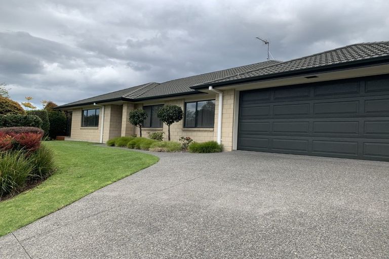 Photo of property in 21 Merriman Place, Pyes Pa, Tauranga, 3112