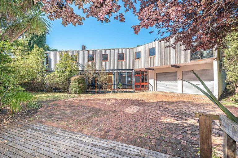 Photo of property in 24 Turere Place, Otamatea, Whanganui, 4501