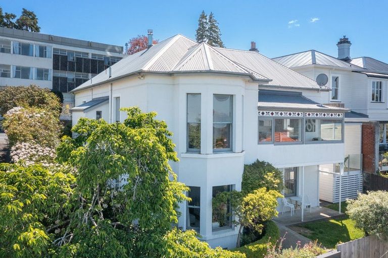 Photo of property in 422 Highgate, Roslyn, Dunedin, 9010