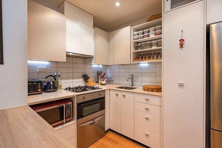 Photo of property in Trinity Apartments, 310/19 College Street, Te Aro, Wellington, 6011