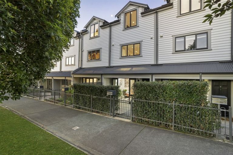 Photo of property in 7/386 Richmond Road, Grey Lynn, Auckland, 1021