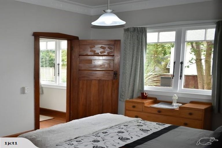 Photo of property in 510 Grove Road, Mayfair, Hastings, 4122