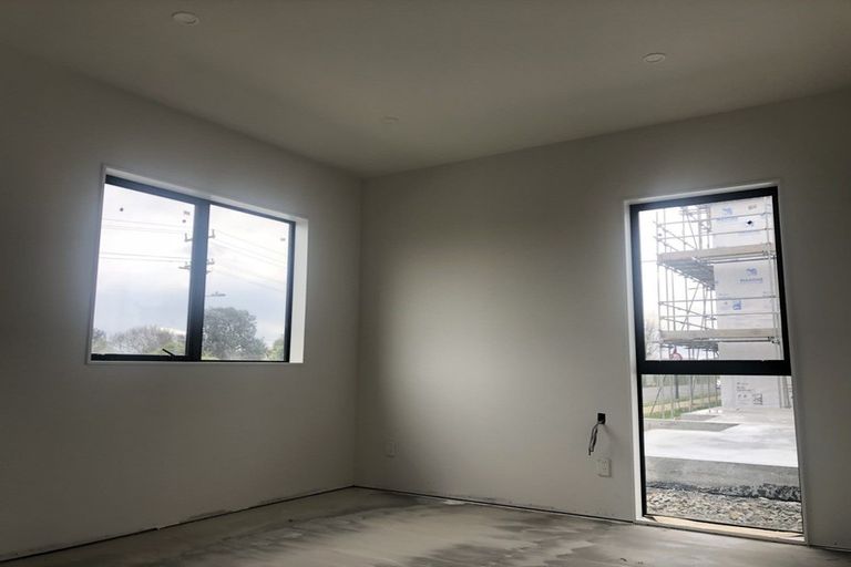 Photo of property in 141 Grove Road, Papakura, 2110