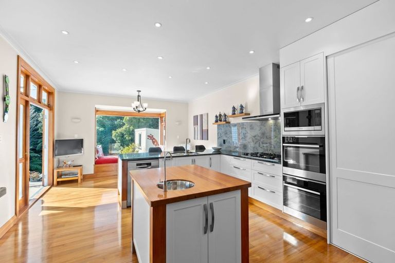 Photo of property in 59 Brooklands Road, Brooklands, New Plymouth, 4310