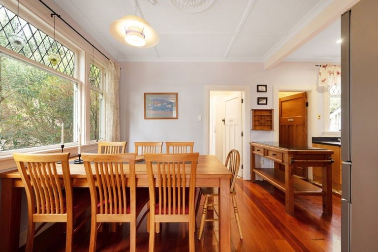 Photo of property in 13 Valley Street, Island Bay, Wellington, 6023