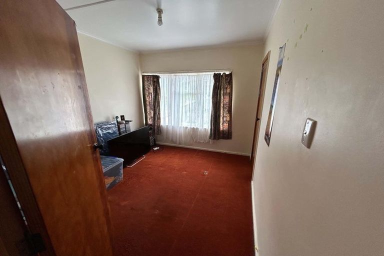 Photo of property in 62-64 Hampshire Street, Cannons Creek, Porirua, 5024