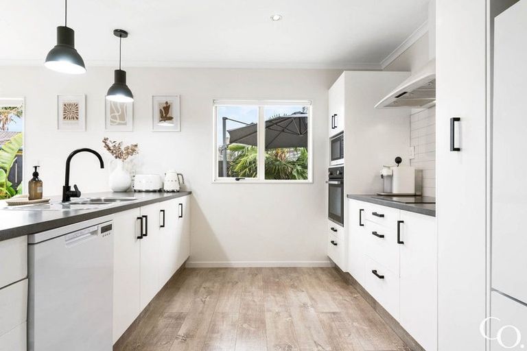 Photo of property in 11 Clydesdale Close, Papamoa Beach, Papamoa, 3118