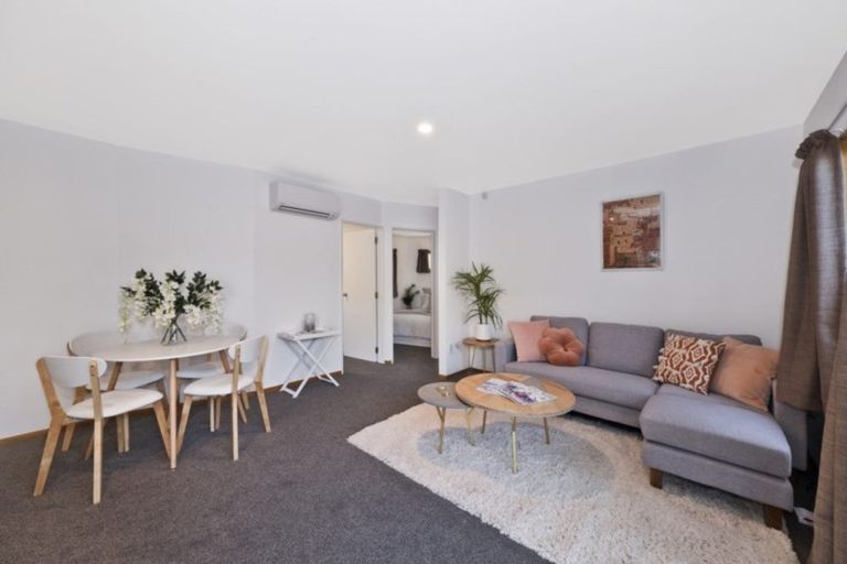 Photo of property in 14a Deyell Crescent, Sydenham, Christchurch, 8023