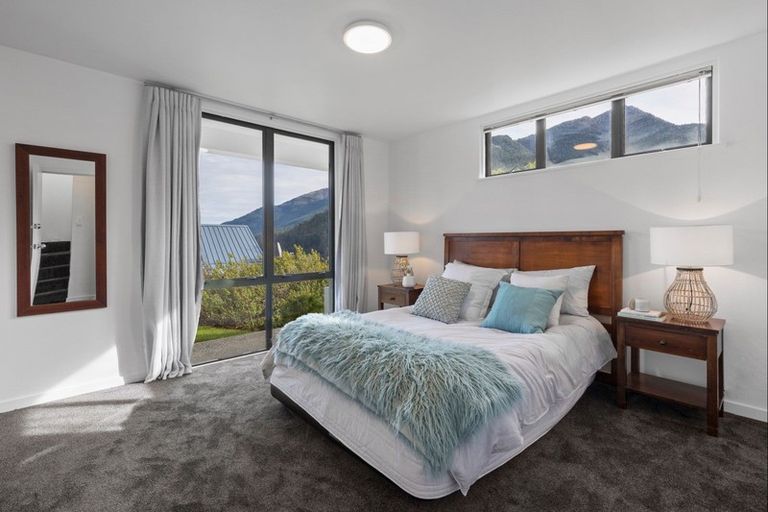 Photo of property in 56a Belfast Terrace, Queenstown, 9300