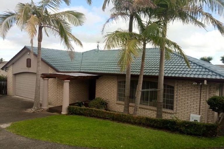 Photo of property in 8 Stellamaris Way, Northpark, Auckland, 2013