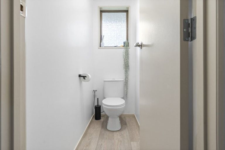 Photo of property in 14 Cumberland Crescent, Welcome Bay, Tauranga, 3112