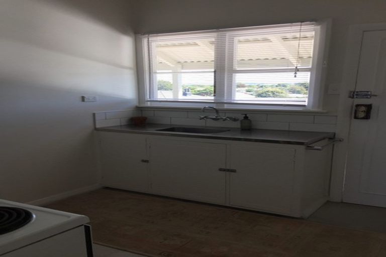 Photo of property in 4/541 Marine Parade, Napier South, Napier, 4110