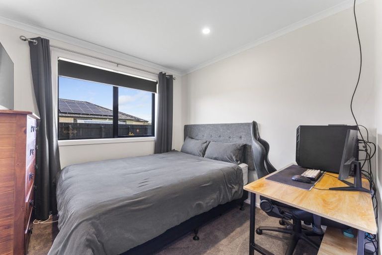 Photo of property in 68 Hinemoa Street, Levin, 5510