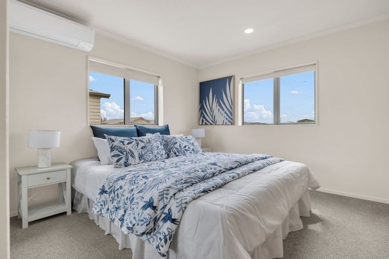 Photo of property in 10 Tribute Loop, Takanini, 2112