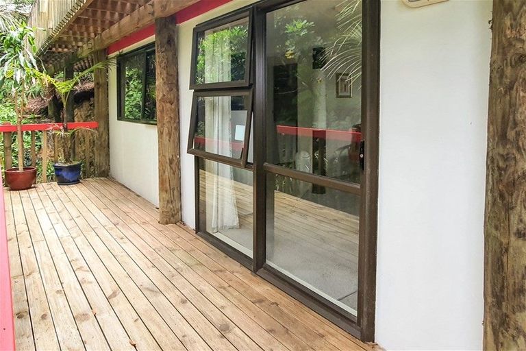 Photo of property in 98 Te Haumi Drive, Paihia, 0200