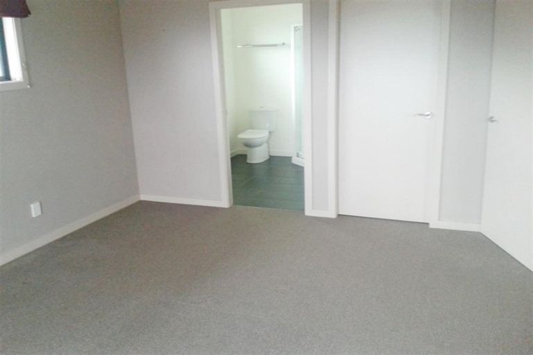 Photo of property in 54 Arahiwi Grove, Tirohanga, Lower Hutt, 5010