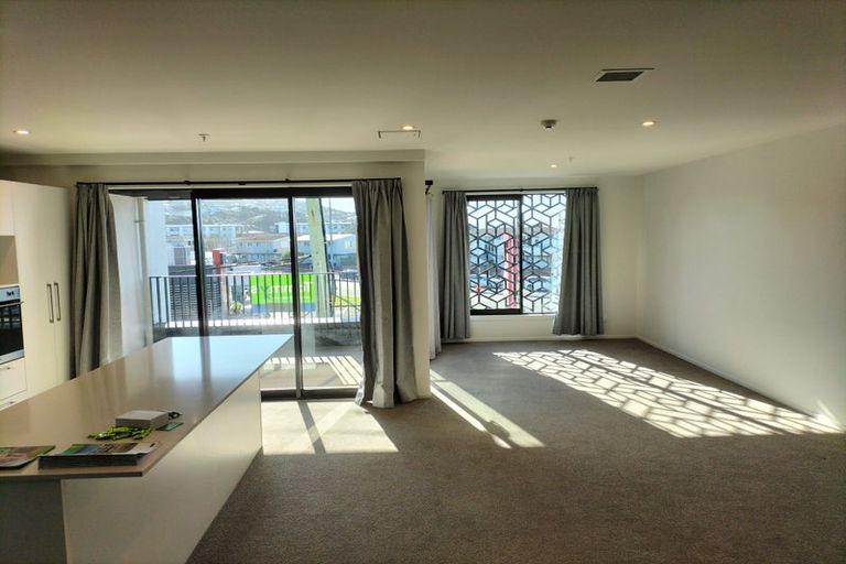 Photo of property in 202/2 Onepu Road, Kilbirnie, Wellington, 6022