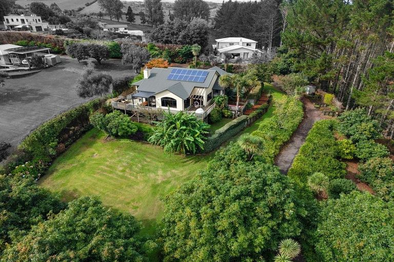 Photo of property in 14 Tupelo Place, Ohauiti, Tauranga, 3112
