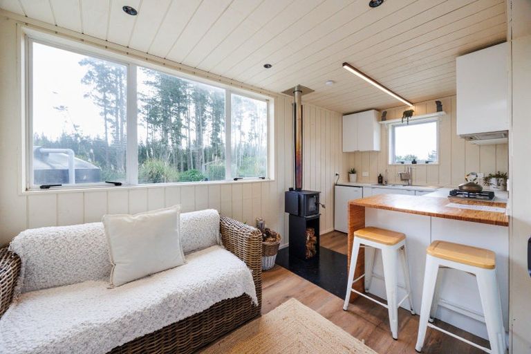 Photo of property in 545 Himatangi Beach Road, Himatangi Beach, Foxton, 4891