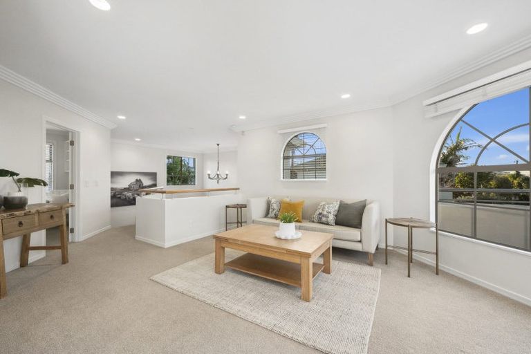 Photo of property in 2/17 Sanders Avenue, Takapuna, Auckland, 0622