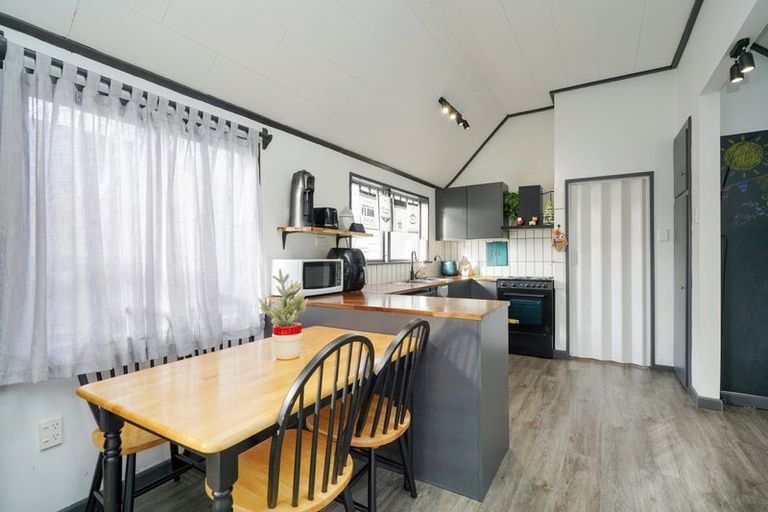 Photo of property in 15 Lauder Crescent, Heidelberg, Invercargill, 9812