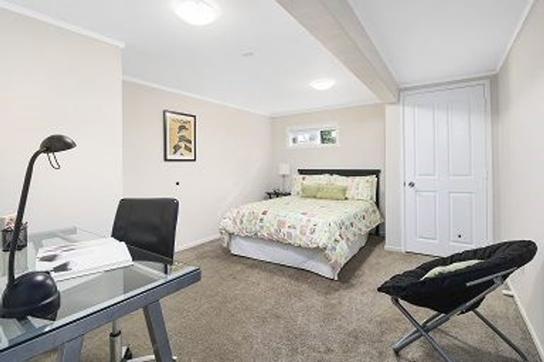 Photo of property in 5 Bloomfield Place, Epsom, Auckland, 1023