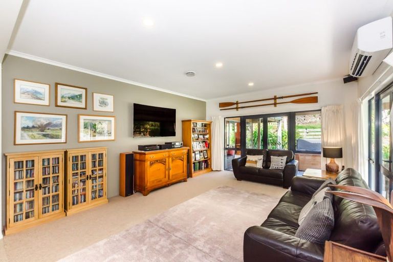 Photo of property in 16 Sydney Crescent, Raumati South, Paraparaumu, 5032