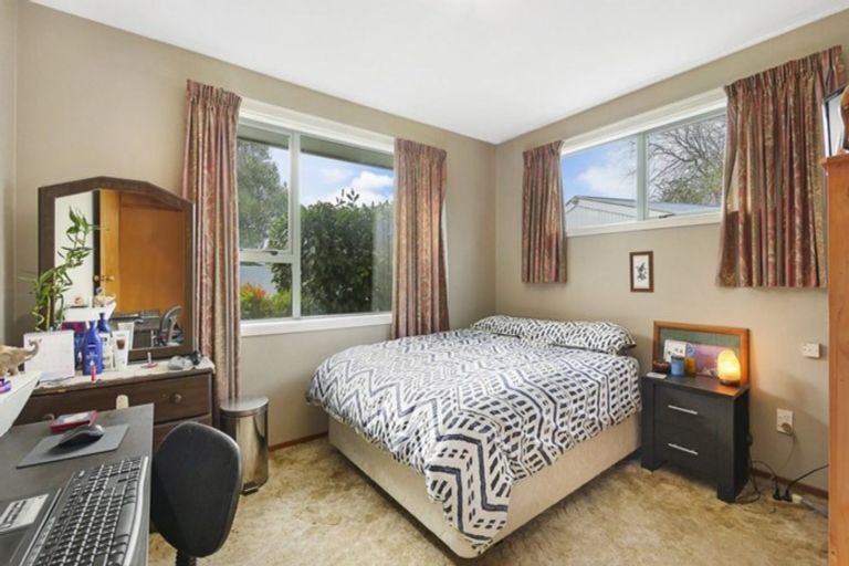 Photo of property in 143 Springs Road, Hornby, Christchurch, 8042