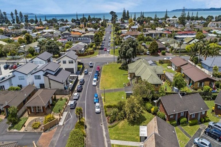 Photo of property in 11 Fantail Court, Orewa, 0931