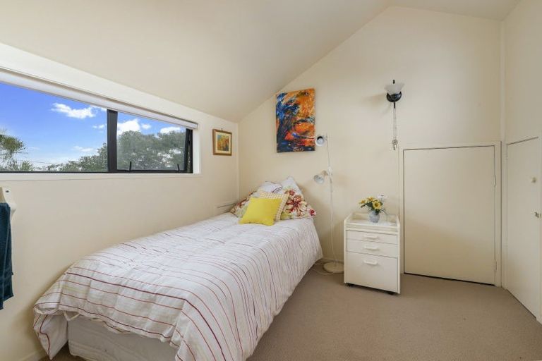 Photo of property in 1055 Whangaparaoa Road, Tindalls Beach, Whangaparaoa, 0930