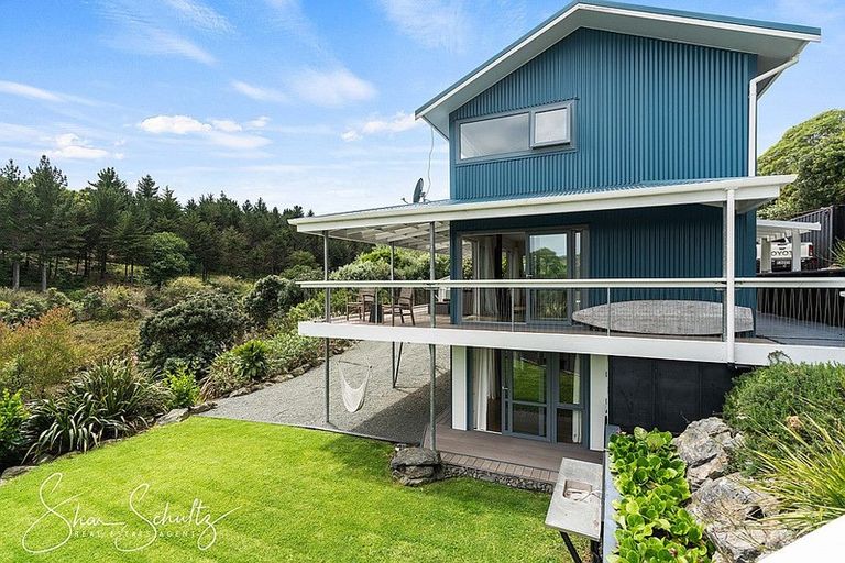 Photo of property in 1122 Whakapirau Road, Whakapirau, Maungaturoto, 0583