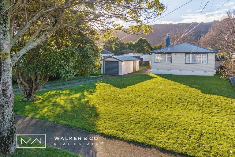 Photo of property in 3 Hudson Avenue, Ebdentown, Upper Hutt, 5018