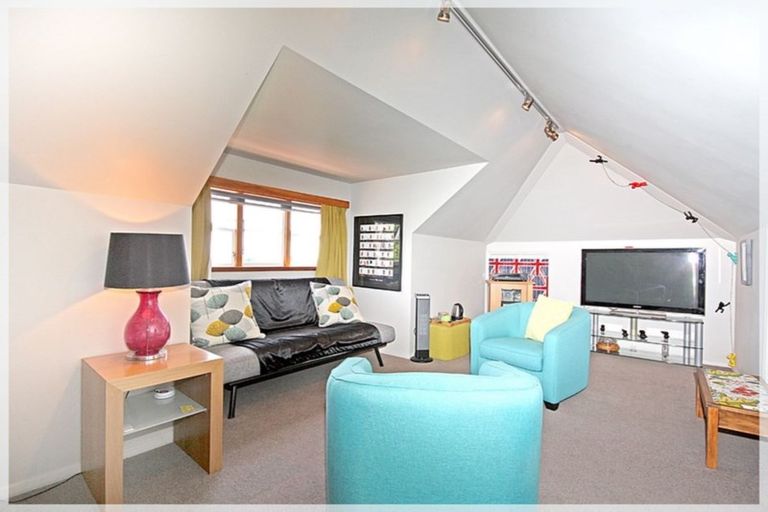 Photo of property in 222 Cambridge Street, Levin, 5510