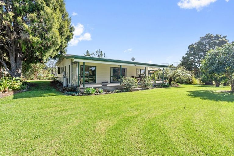 Photo of property in 238 Tauraroa Road, Maungakaramea, Whangarei, 0178