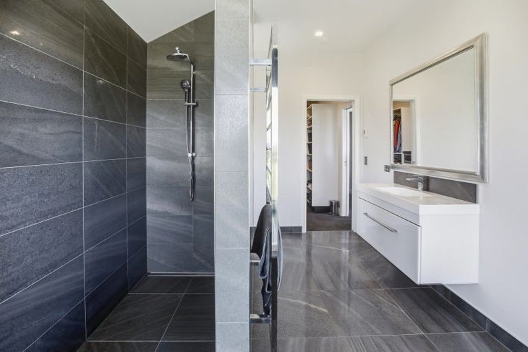 Photo of property in 766a Back Miranda Road, Pukorokoro / Miranda, Thames, 3576