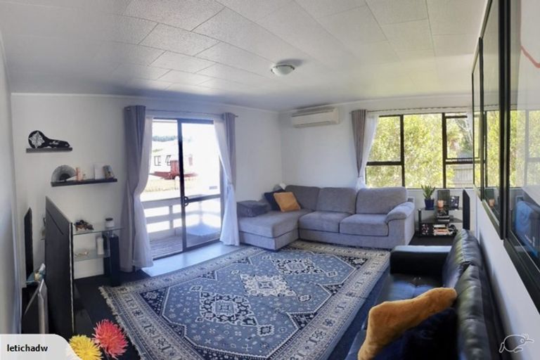 Photo of property in 5 Crystal Place, Pukehangi, Rotorua, 3015